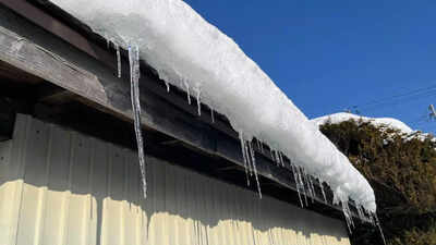 how-ice-dams-damage-homes-in-winter-and-what-you-can-do-to-prevent-it.jpg