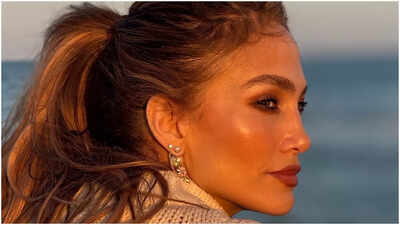 jlo.jpg