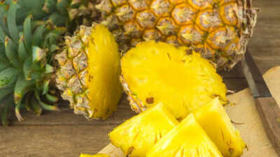 why-pineapple-stings-your-mouth-and-how-to-stop-it.jpg