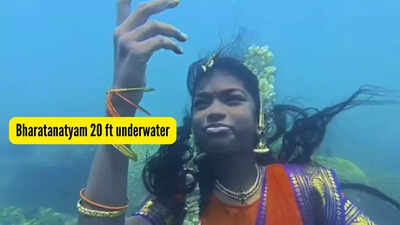 bharatanatyam-20-ft-underwater.jpg