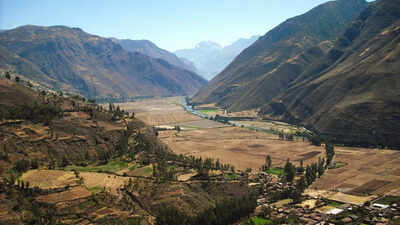 why-a-new-airport-in-perus-sacred-valley-is-sparking-global-concern-image-source-wikipedia.jpg