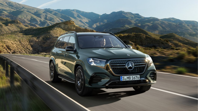 2026-mercedes-benz-gls-revealed-gets-cloud-based-suspension.jpg