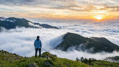5-scenic-hill-stations-in-india-where-you-can-truly-feel-above-the-clouds-this-summer.jpg
