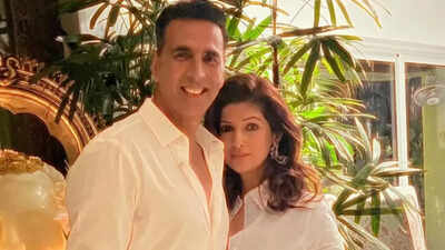 akshay-twinkle-2.jpg