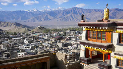 ladakh-dismantles-restrictive-service-rule-as-lg-vinai-kumar-saxena-clears-path-for-qualified-employ.jpeg