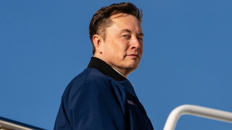 MUSK-MOON-FACTORY-2.jpg