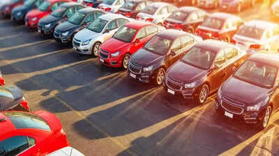 car-sales-seen-zipping-past-demand-woes-to-hit-record.jpg