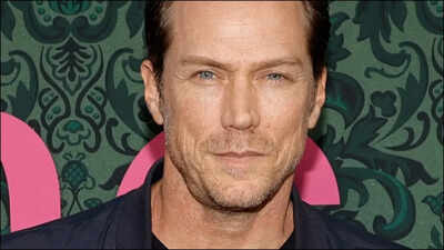 jason-lewis.jpg