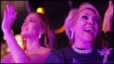 jlo-and-her-mother.jpg