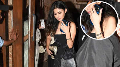 mouni-roy.jpg