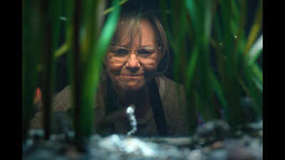 movie-review-sally-field-lewis-pullman-and-an-octopus-in-remarkably-bright-creatures.jpg