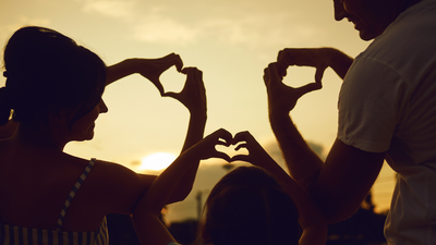 tech-free-evenings-6-simple-habits-that-strengthen-family-bonds.jpg