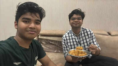 vedant-shrivastava-and-sidhant-shrivastava.jpg