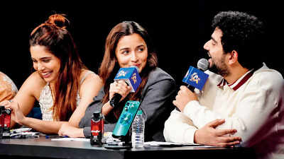 alia-bhatt-tells-samay-raina-she-couldnt-stop-laughing-while-watching-indias-got-latent-on-a-flight.jpeg