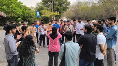 jnu-candlelight-vigil.jpg