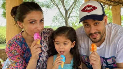 kunal-kemmu-opens-up-on-raising-daughter-inaaya-across-two-religions-we-never-thought-about-what-peo.jpeg