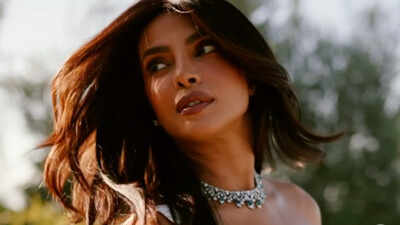 priyanka-chopra-bollywood-h.jpg