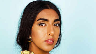 rupi-kaur-image-wikipedia.jpg