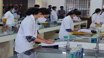 80-biometric-attendance-now-mandatory-for-pg-dental-students.jpg