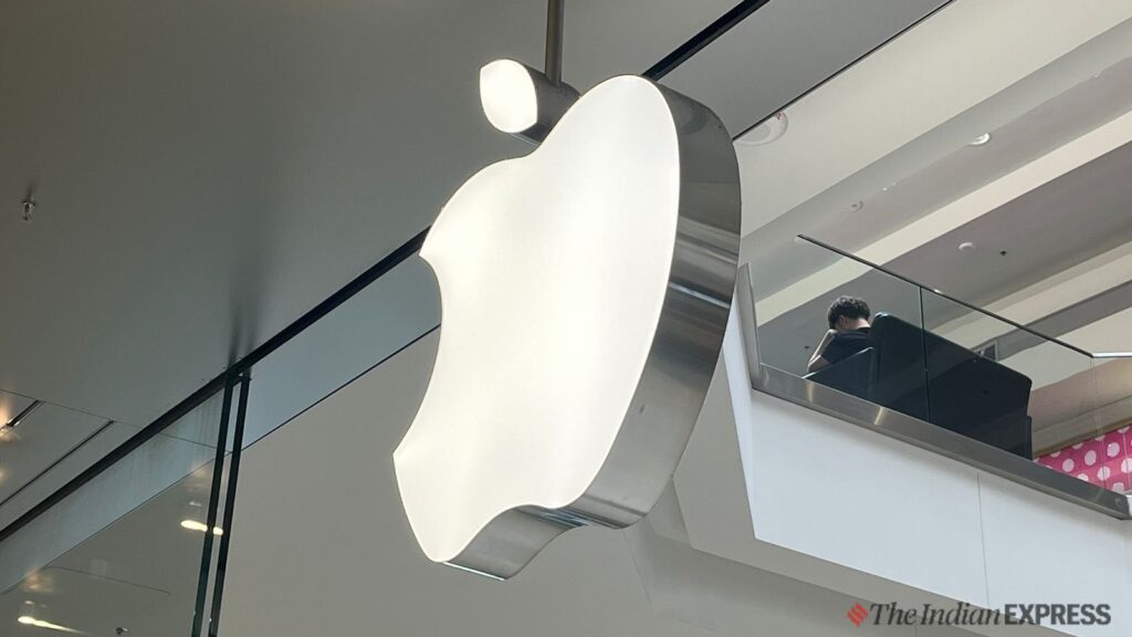 Apple-Express-Photo-1.jpg