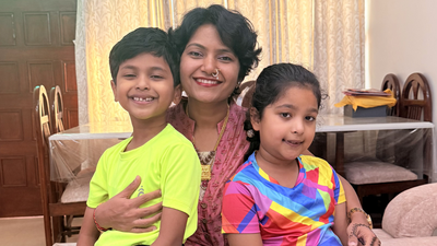 ishu-gupta-with-her-twins.jpg