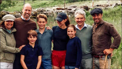 kate-middleton-and-family.jpg