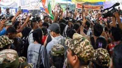 lathi-charge-neet-protesters.jpg