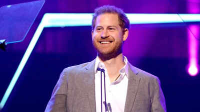 prince-harry-personally-pitched-his-own-podcast-appearance.jpg