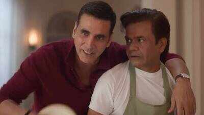 rajpal-yadav-shares-first-instagram-post-featuring-akshay-kumar-after-delhi-high-court-upholds-convi.jpeg