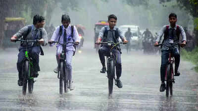 schools-closed-across-india.jpg