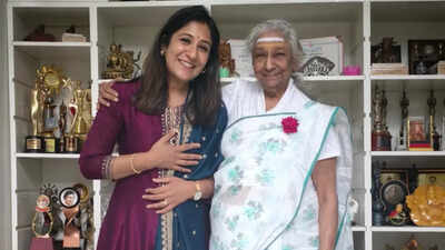 shweta-mohan-pens-a-moving-tribute-on-losing-a-piece-of-her-heart-after-s-janakis-demise-the-best-si.jpeg