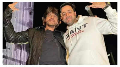 srk-siddharth-anand.jpg