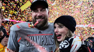 taylor-travis-wed.jpg