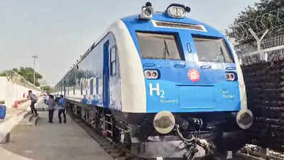 the-namo-green-rail.jpg