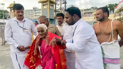 tirupati-andhra-pradesh-jul-06-ani-the-116-year-old-devotee-navaneethamma.jpg